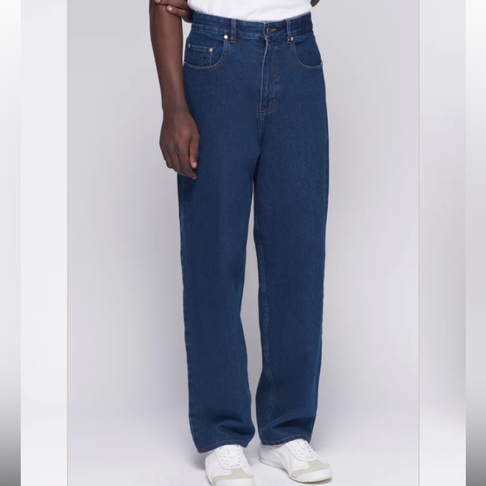 KOTN Unisex Antifit Denim in dark wash size 25 inseam 28